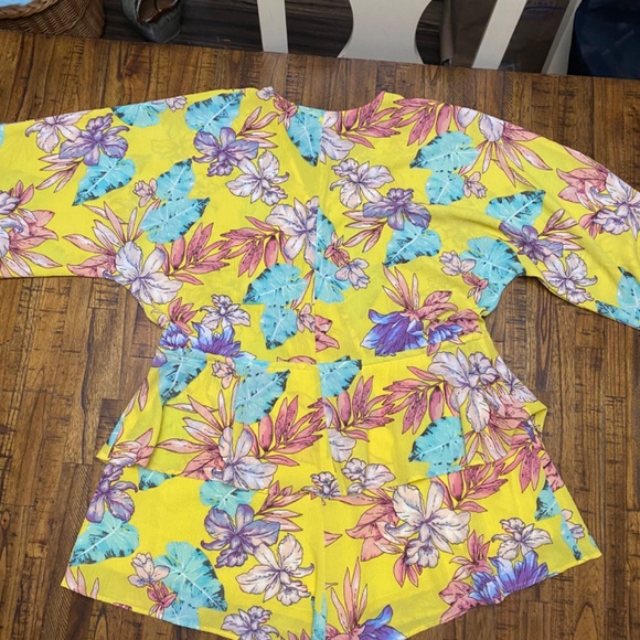 Umgee Yellow Floral Romper with Bell Sleeves and Tie Waist - Picture 4 of 13